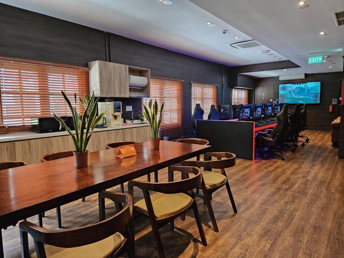 Arena Esports Hotel @ Bugis Village สิงคโปร์ ภายนอก รูปภาพ