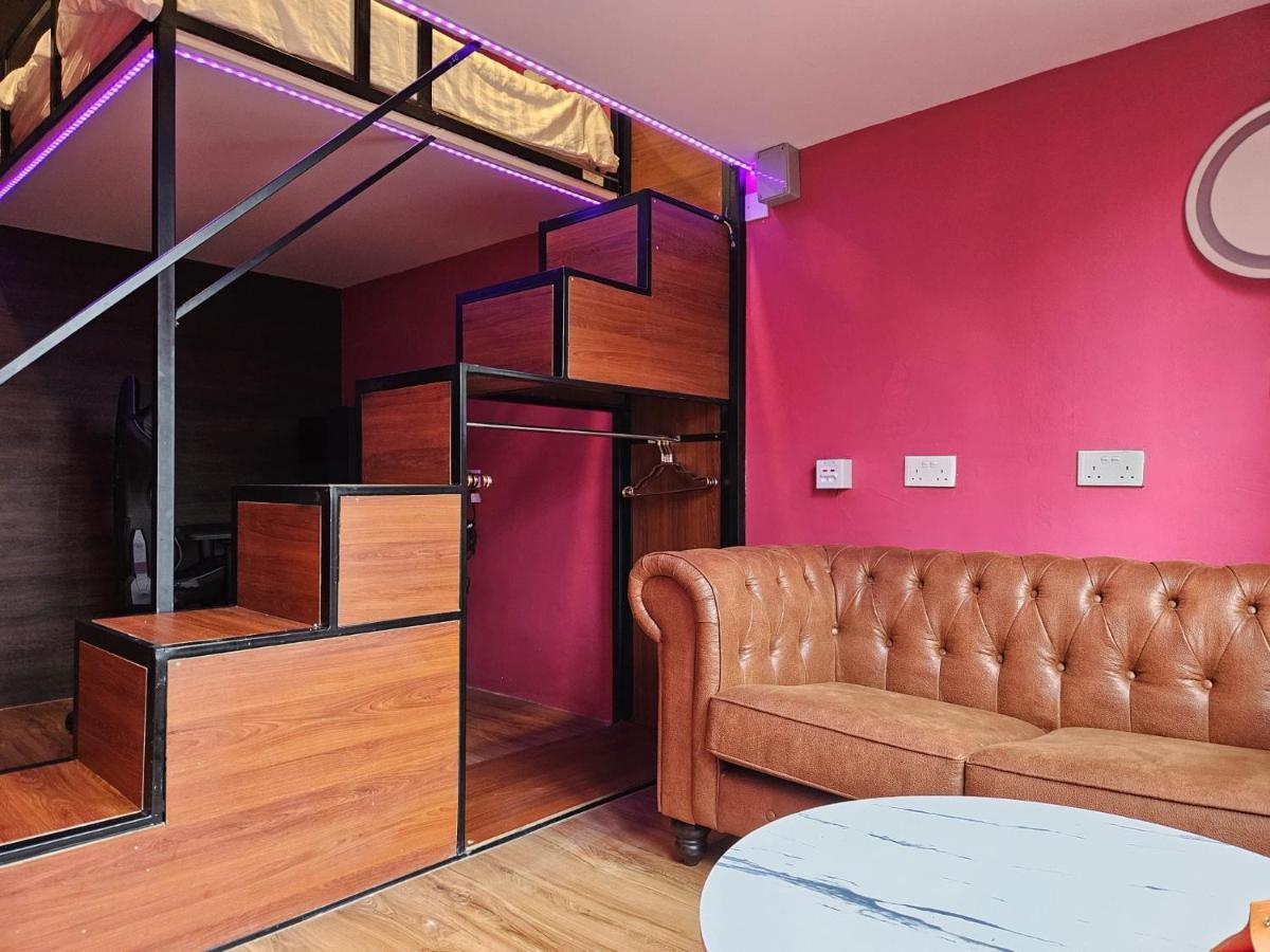 Arena Esports Hotel @ Bugis Village สิงคโปร์ ภายนอก รูปภาพ