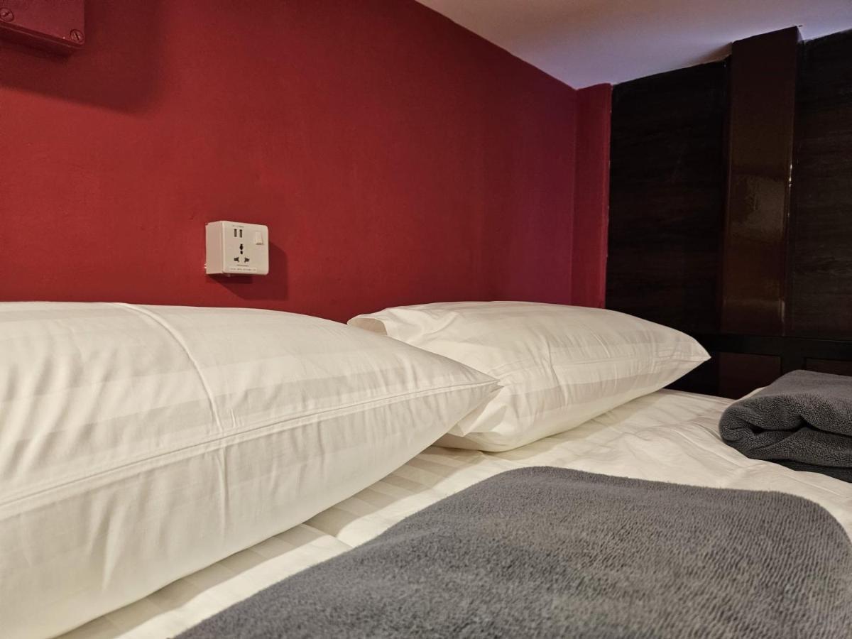 Arena Esports Hotel @ Bugis Village สิงคโปร์ ภายนอก รูปภาพ